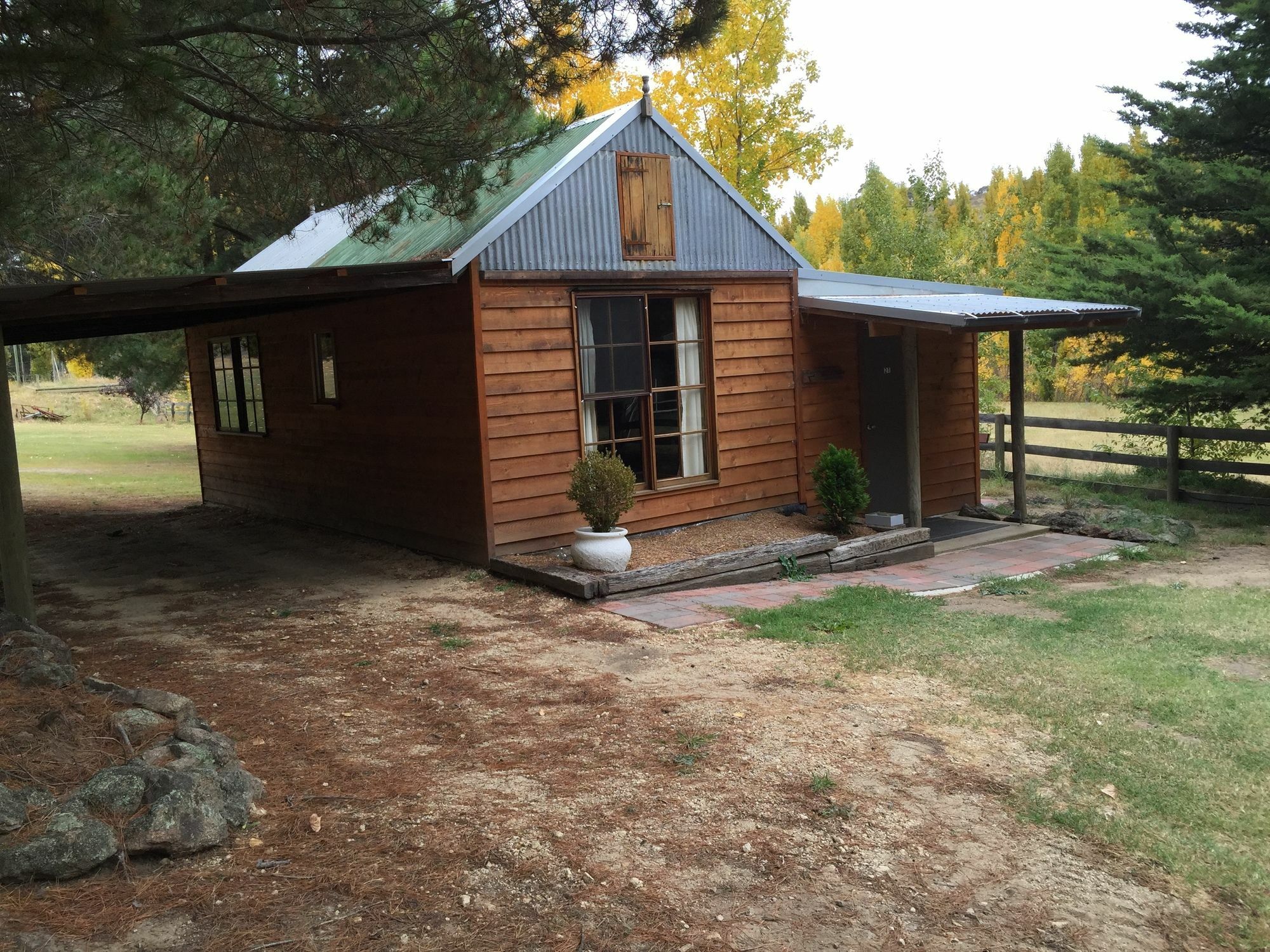 Carinya Village Jindabyne Bagian luar foto